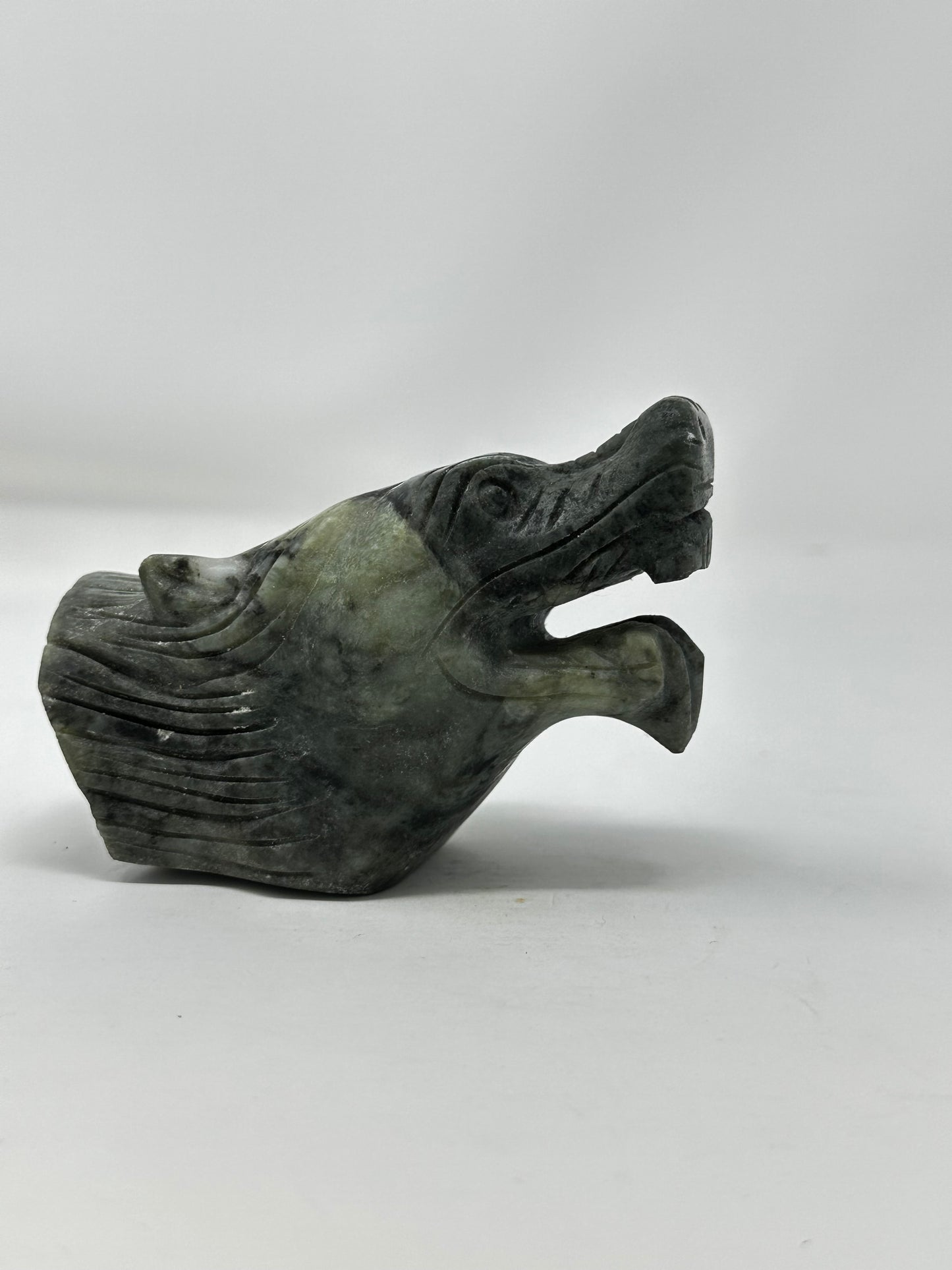 Jade Wolf Head (Green Jade)